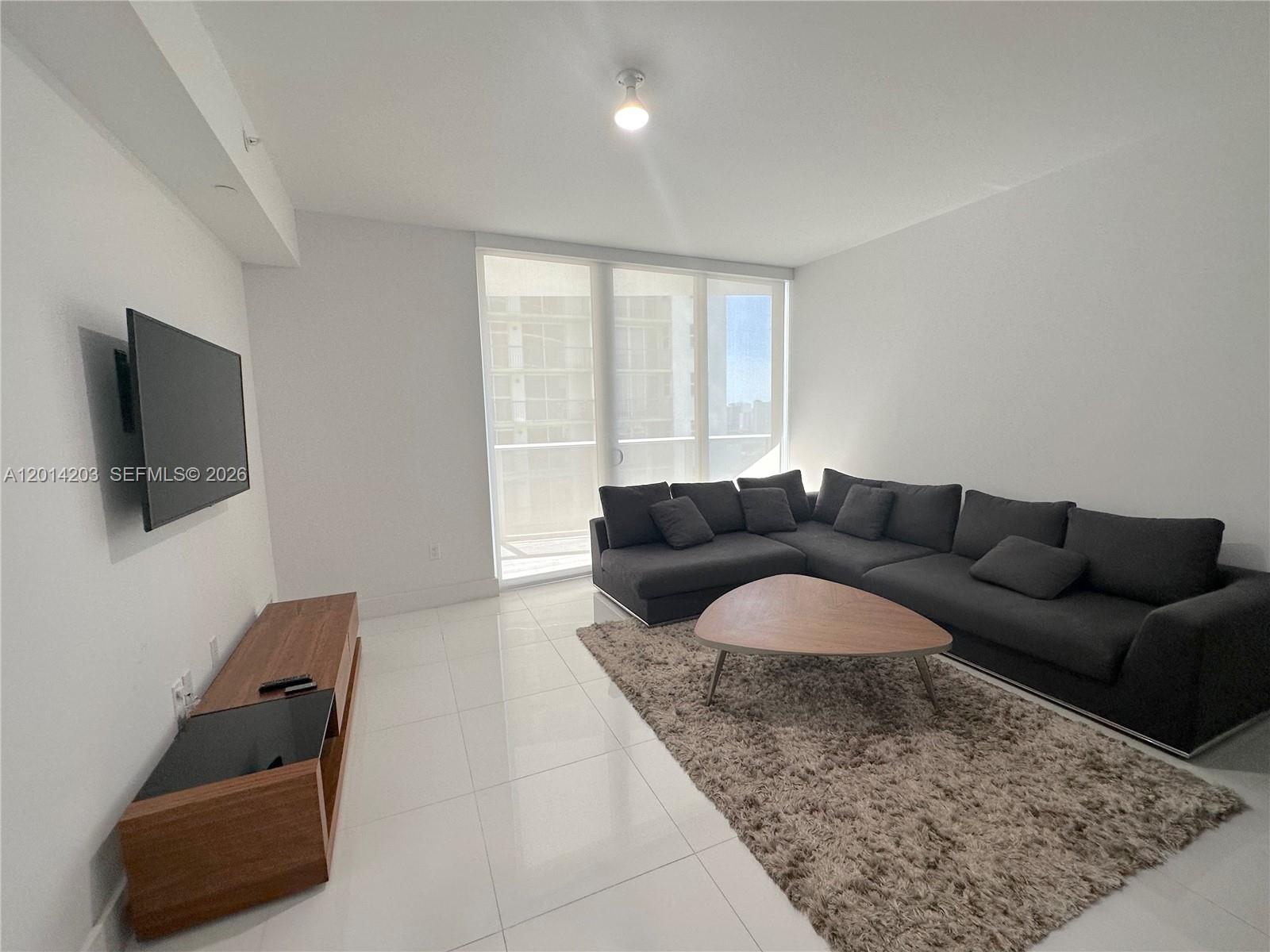 488 NE 18th Street