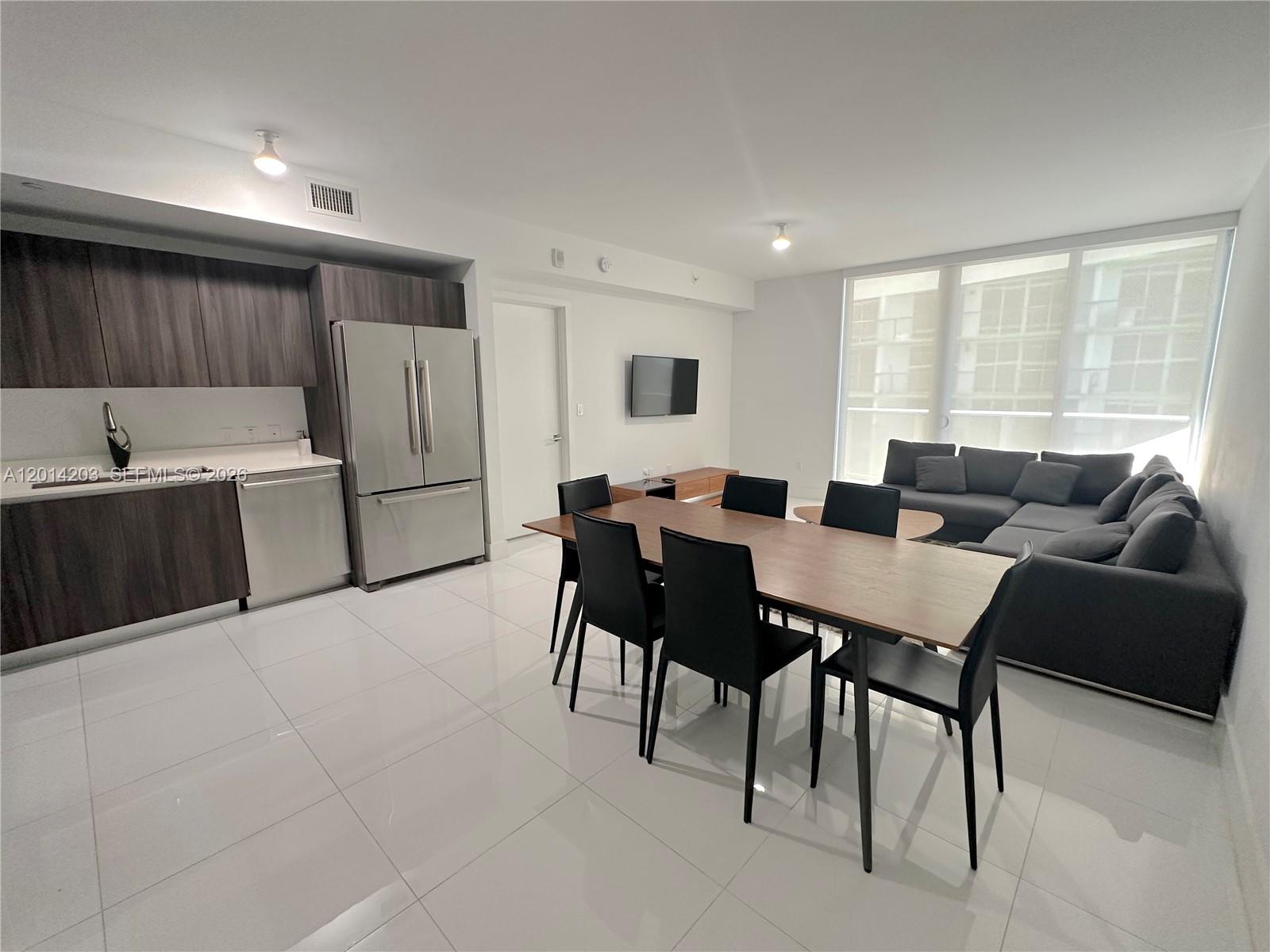 488 NE 18th Street