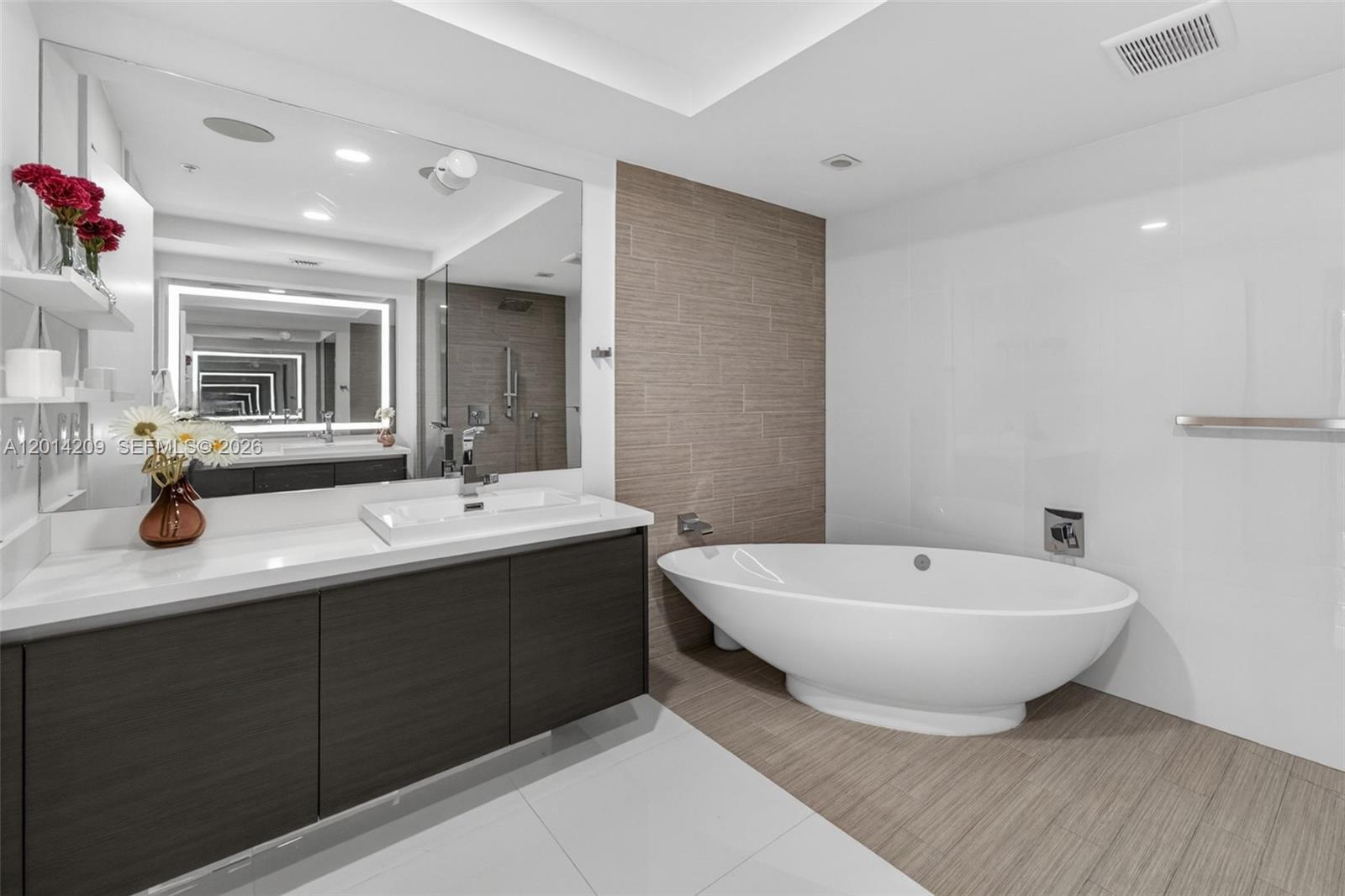 300 Sunny Isles Boulevard