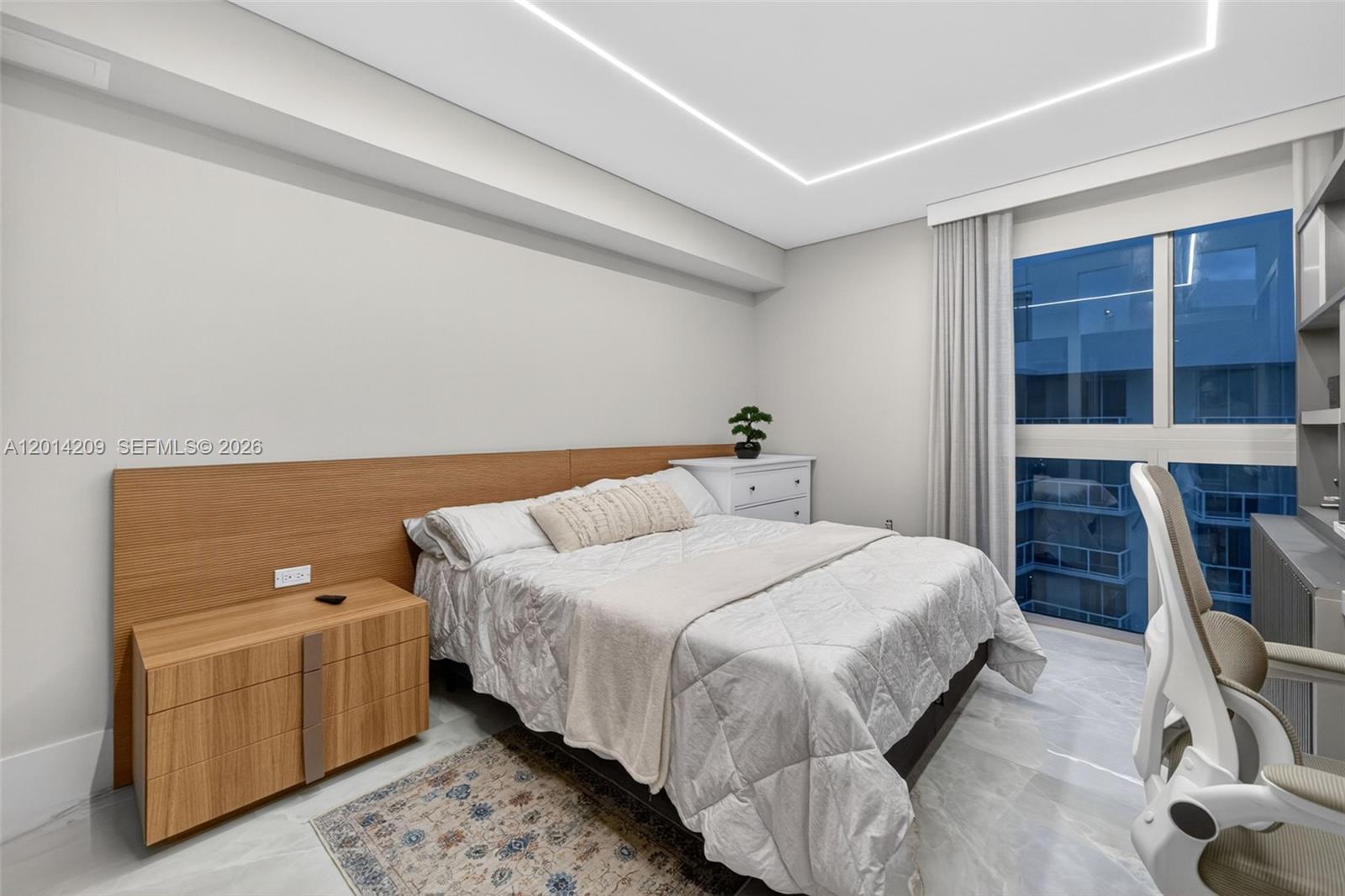 300 Sunny Isles Boulevard