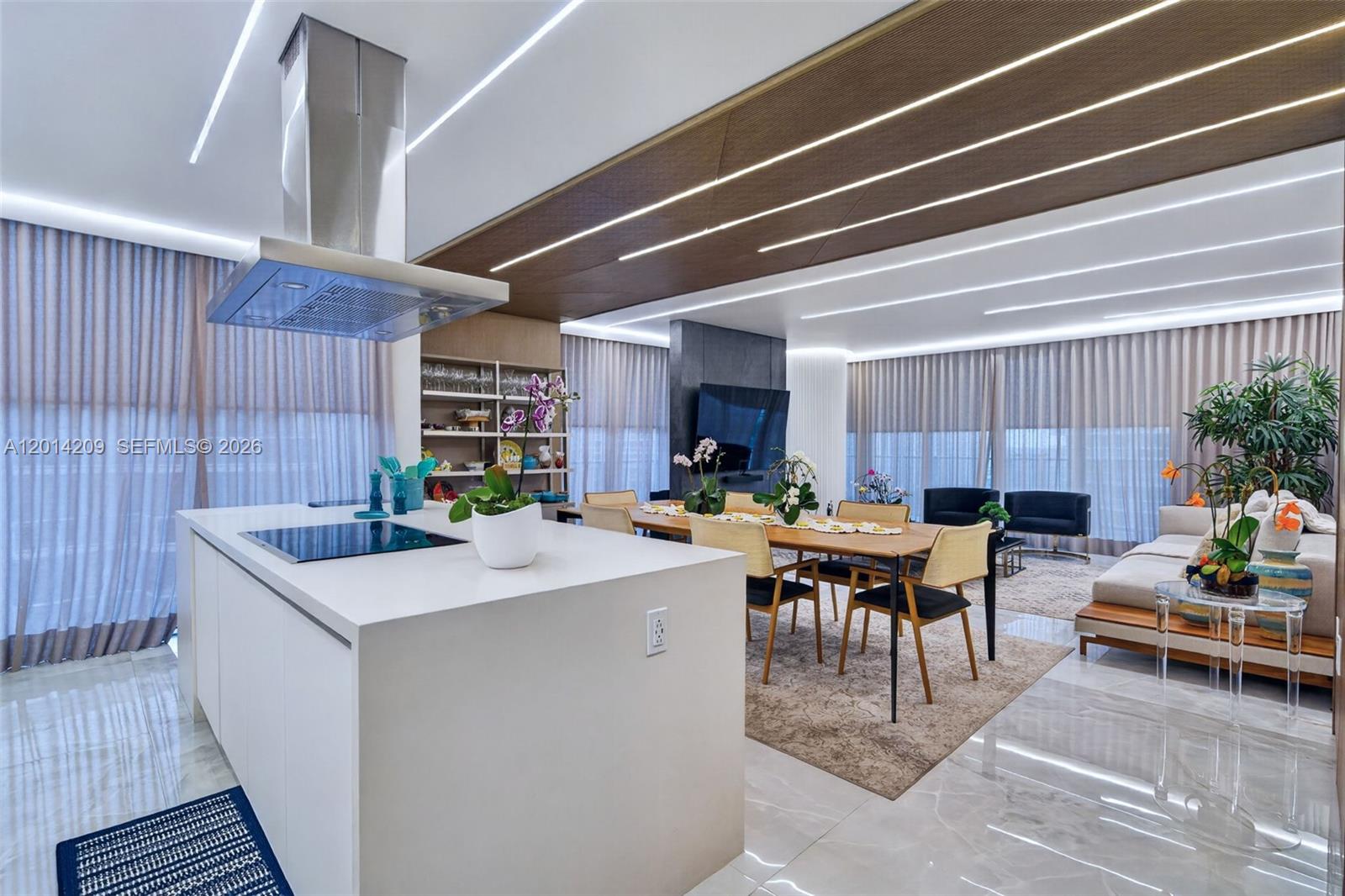300 Sunny Isles Boulevard