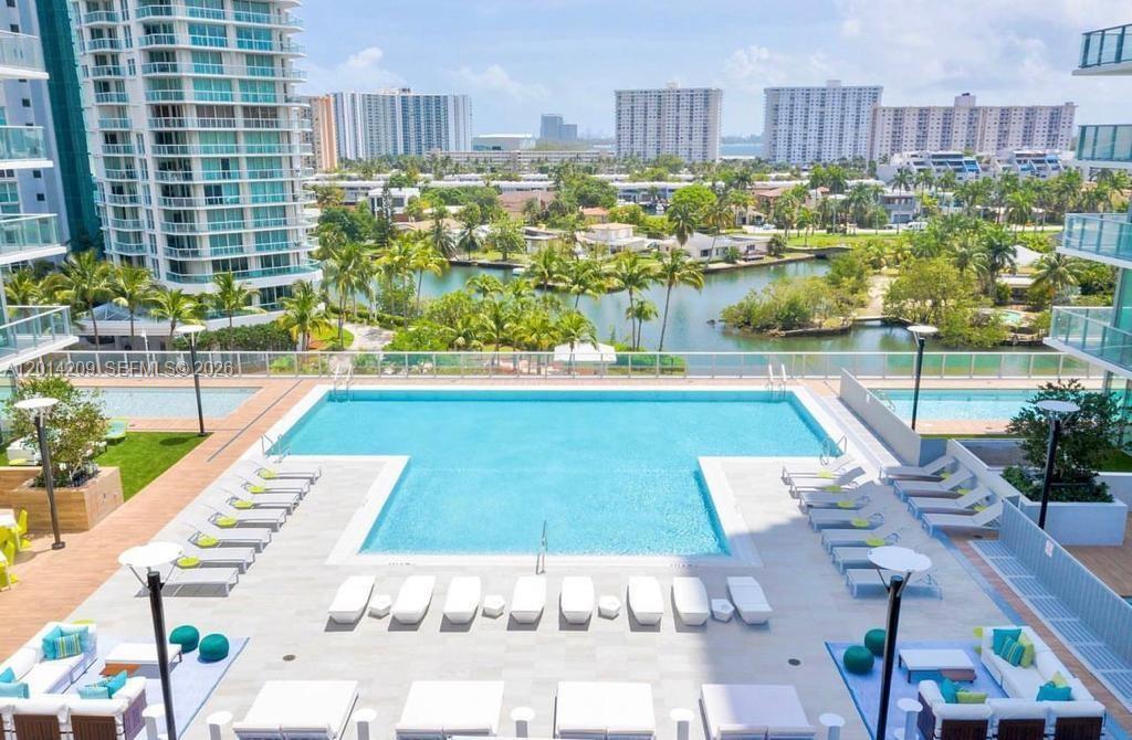 300 Sunny Isles Boulevard