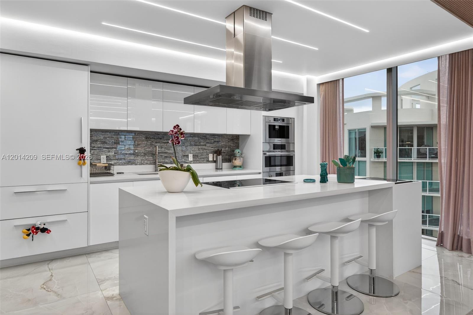 300 Sunny Isles Boulevard