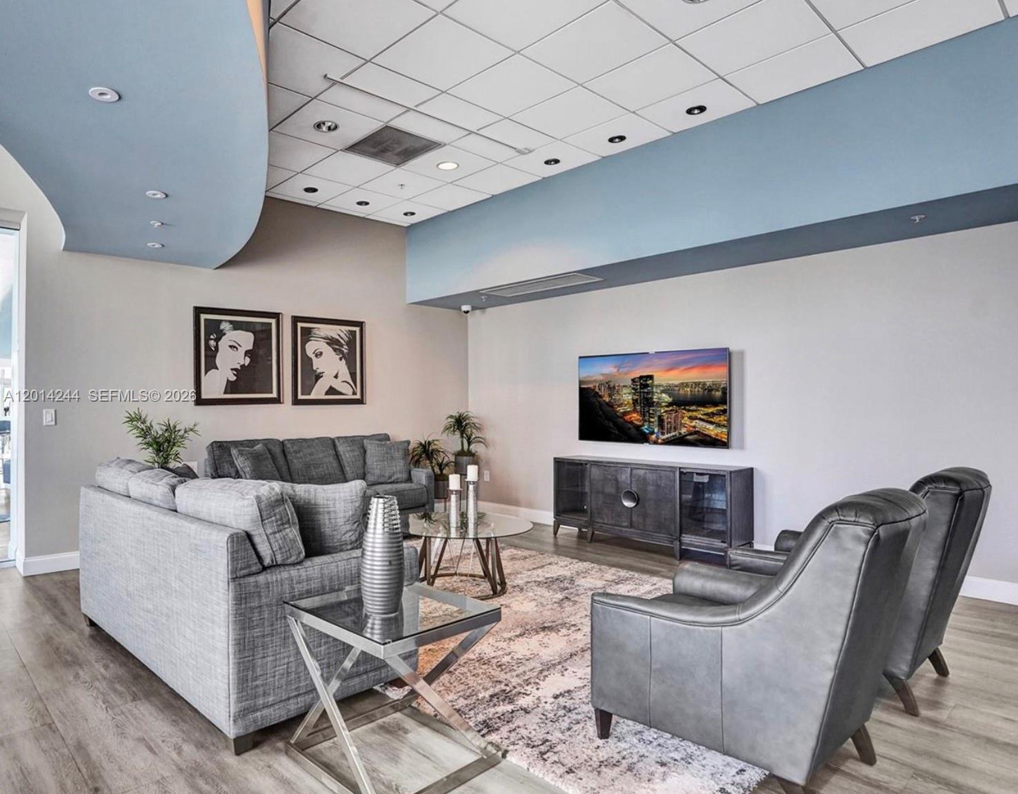 300 S Biscayne Boulevard