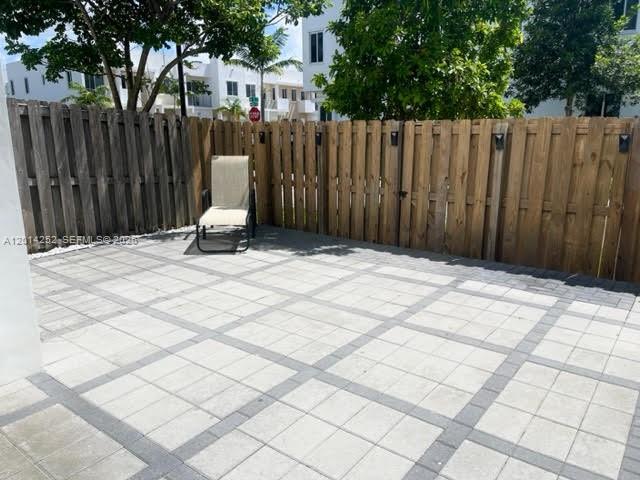 7187 NW 103 Path