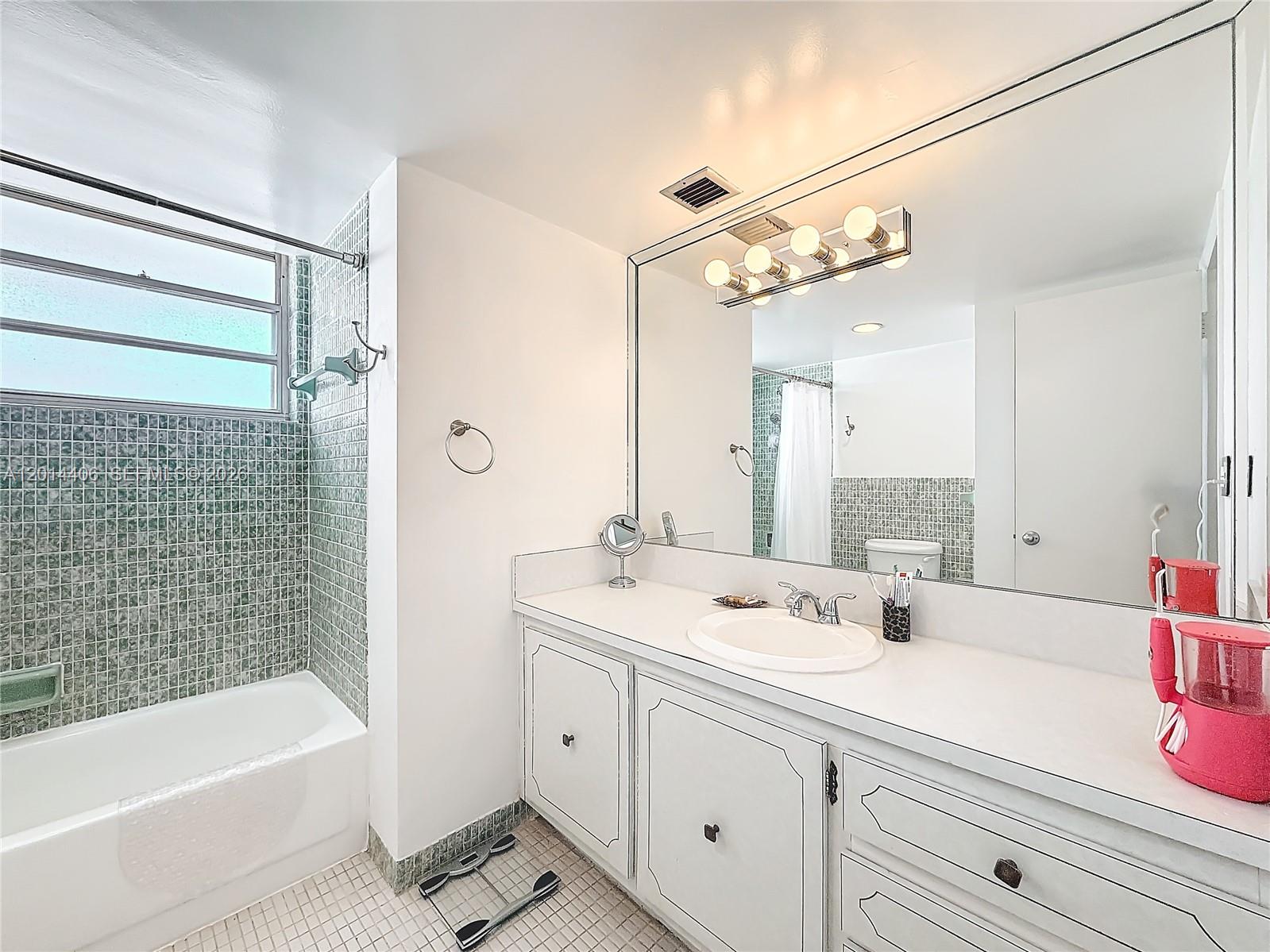 1401 NE Miami Gardens Drive