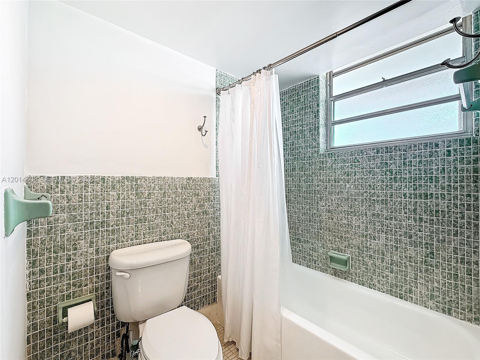 1401 NE Miami Gardens Drive