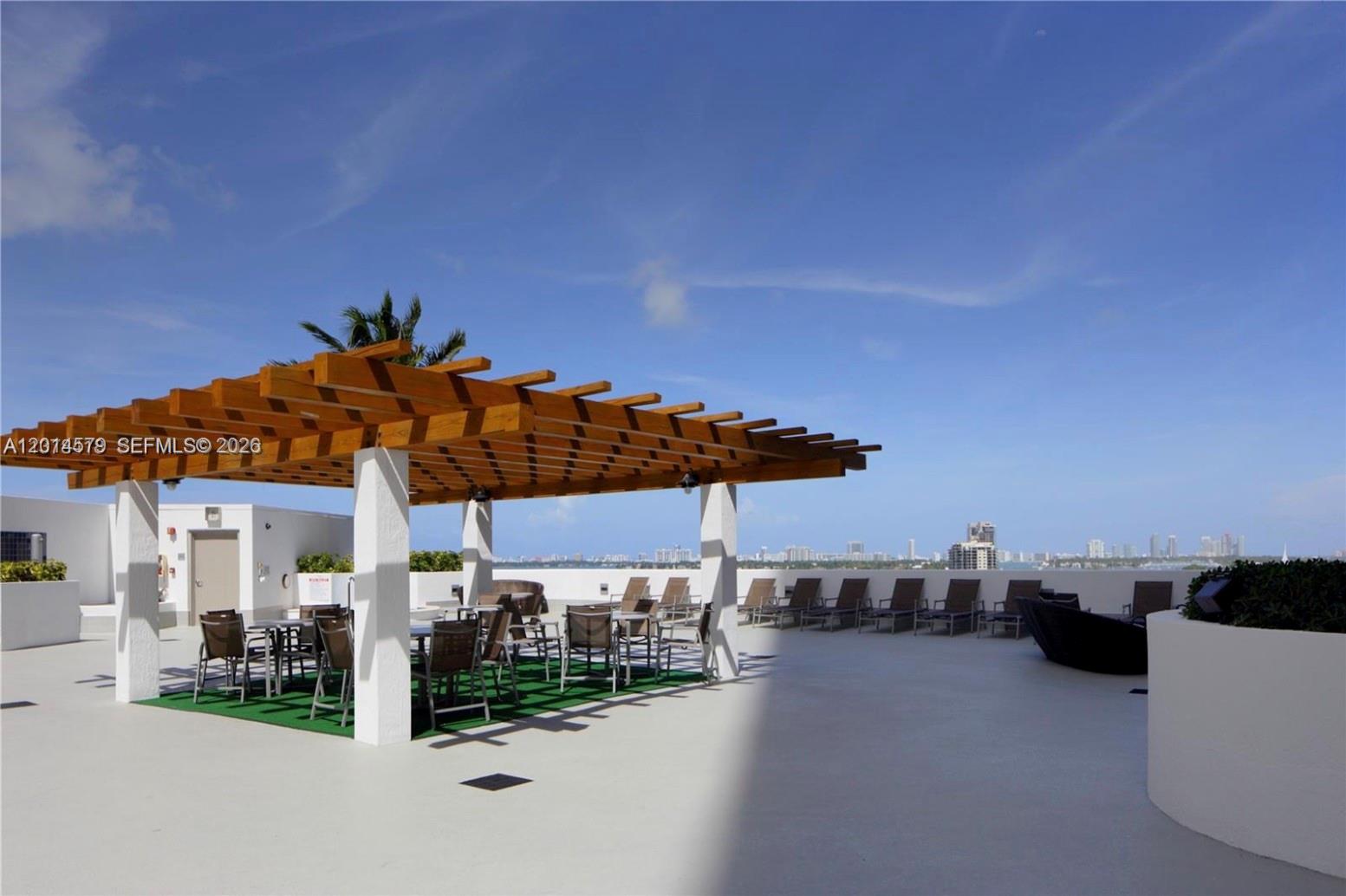 1750 N Bayshore Drive