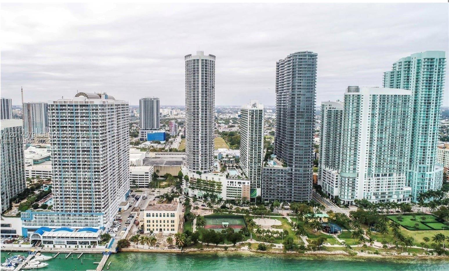 1750 N Bayshore Drive