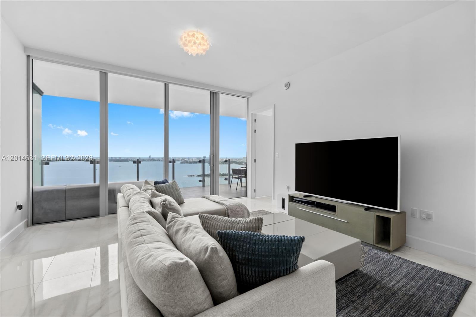 700 NE 26th Terrace