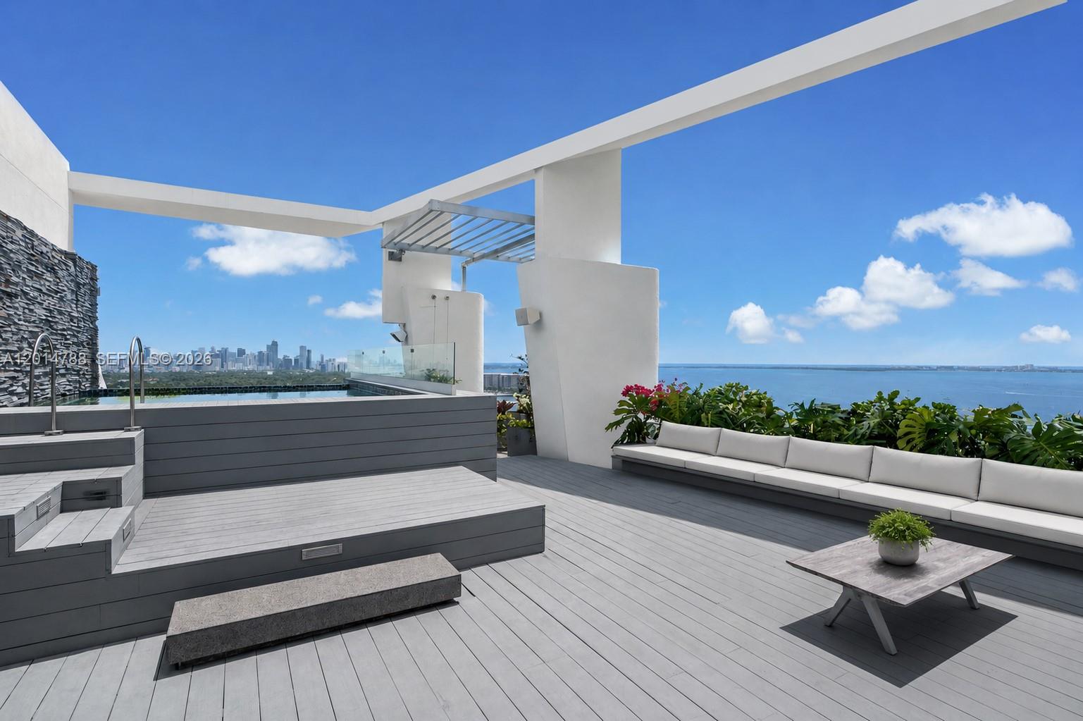 2627 S Bayshore Drive