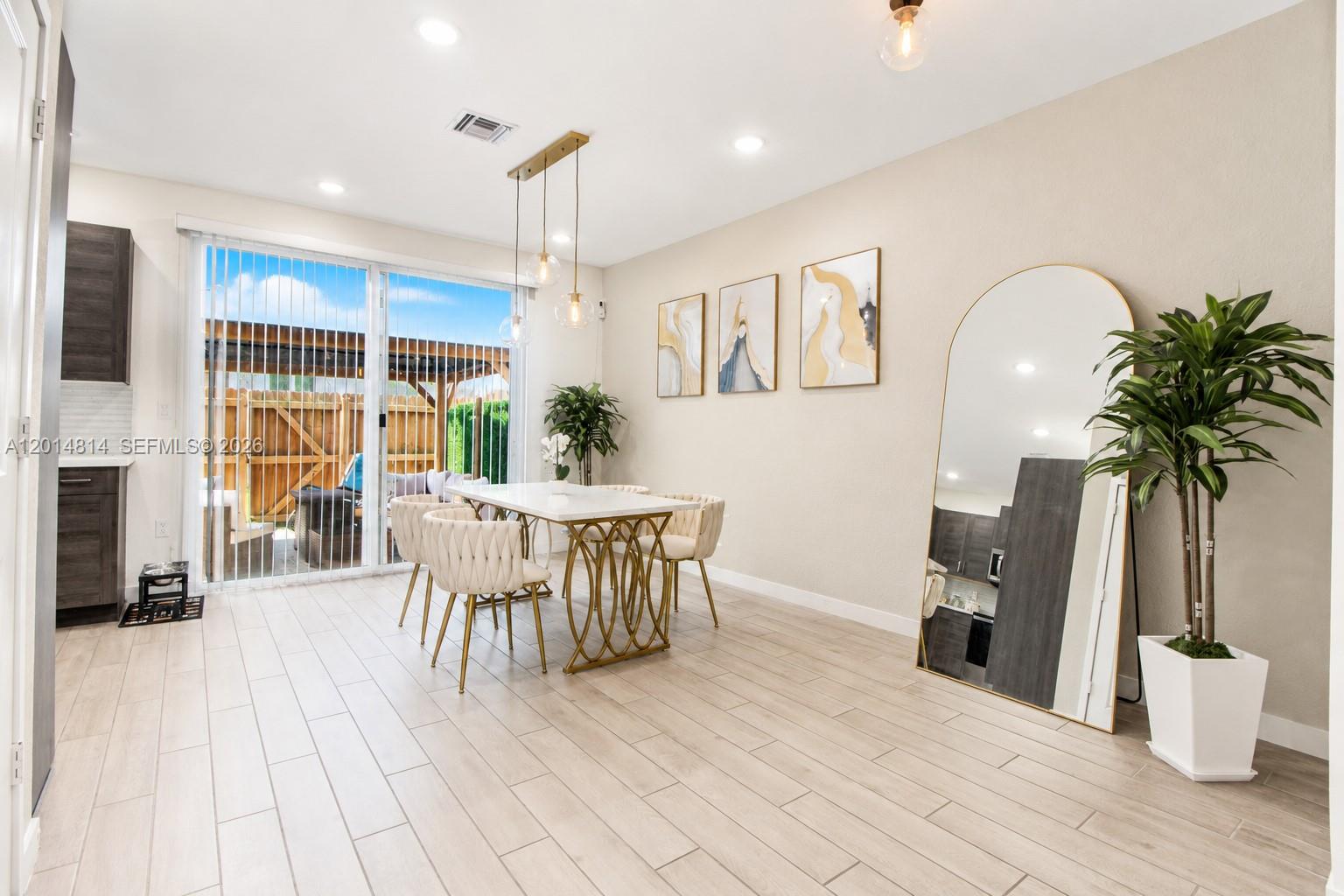 2382 SE 10th Street