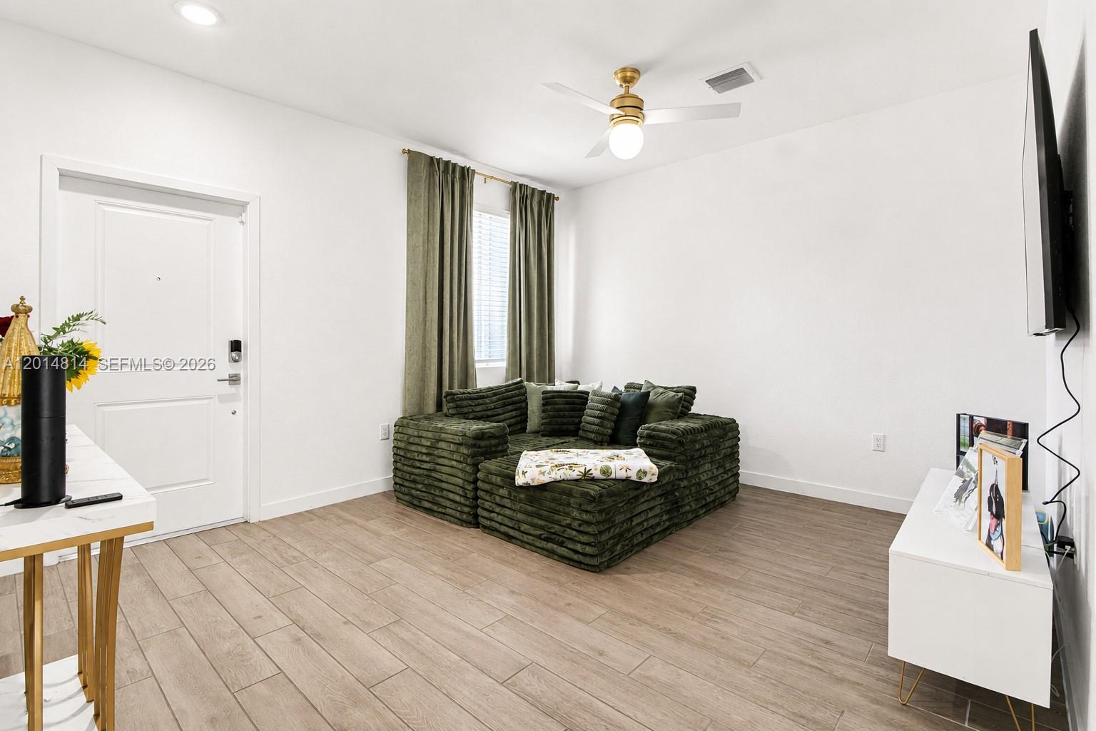 2382 SE 10th Street