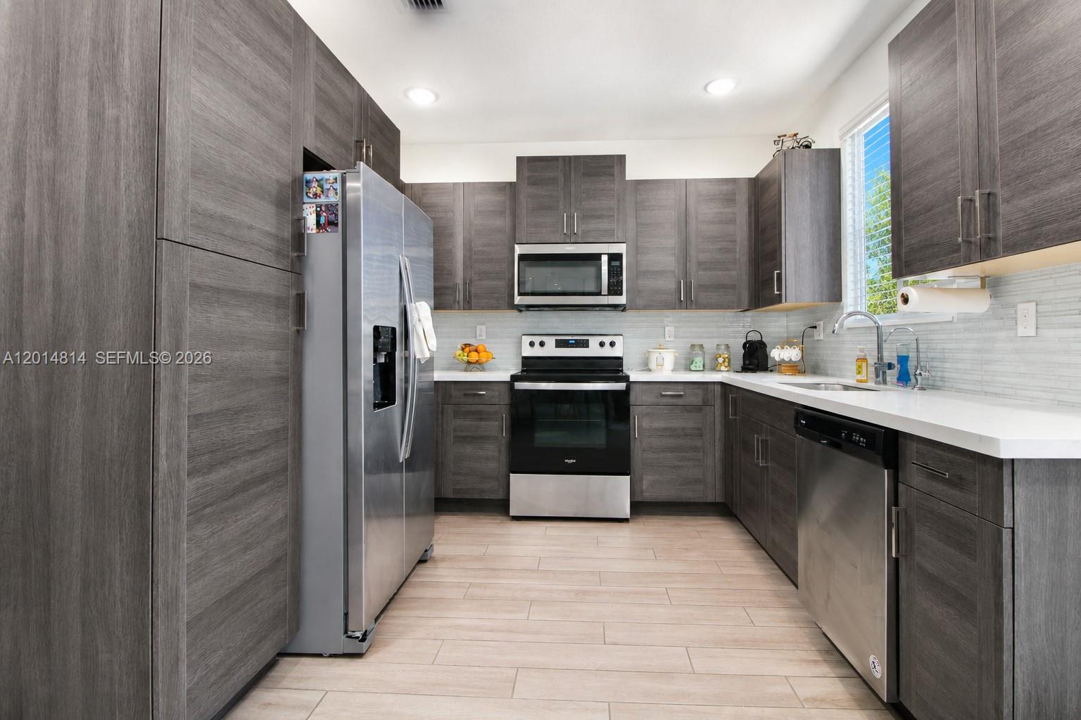 2382 SE 10th Street
