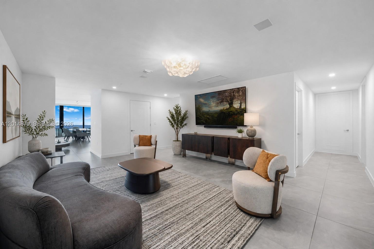 900 N Ocean Boulevard