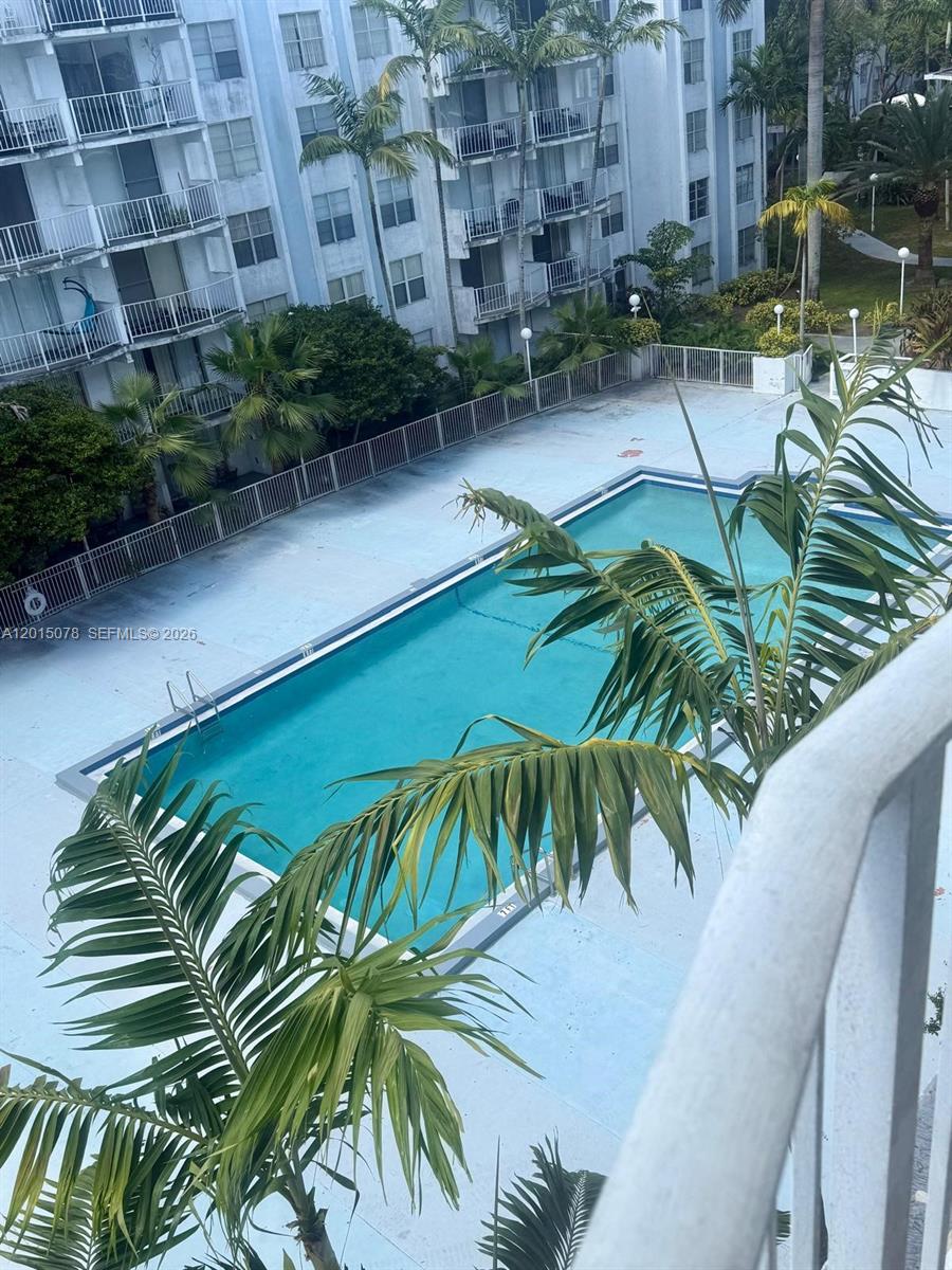 488 NW 165th St Road