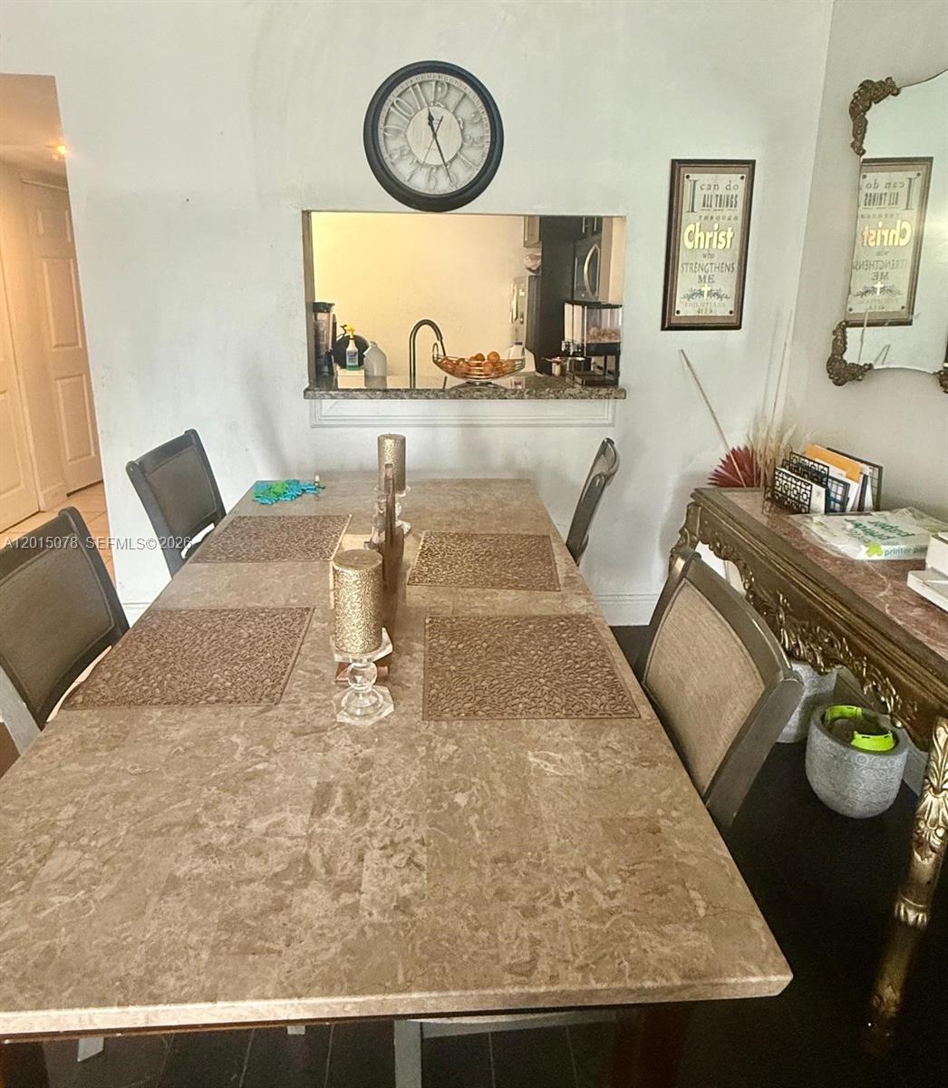488 NW 165th St Road