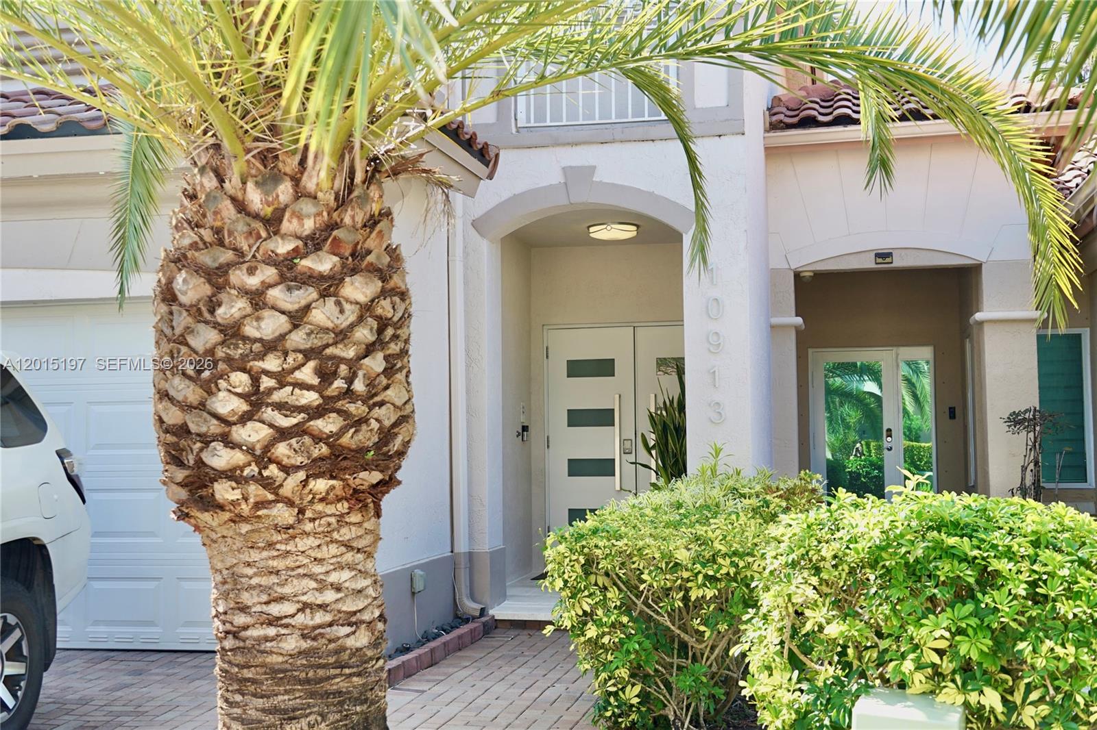 10913 NW 67th Street