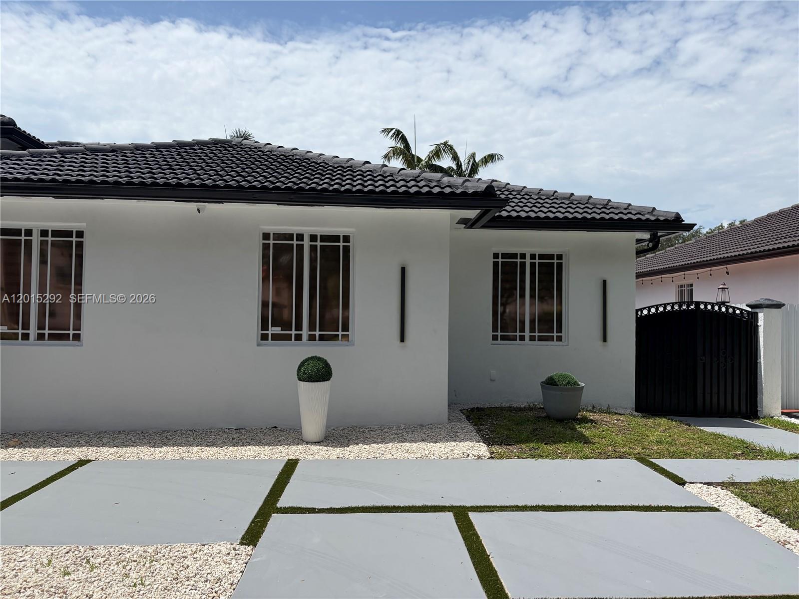 7814 NW 165th Street