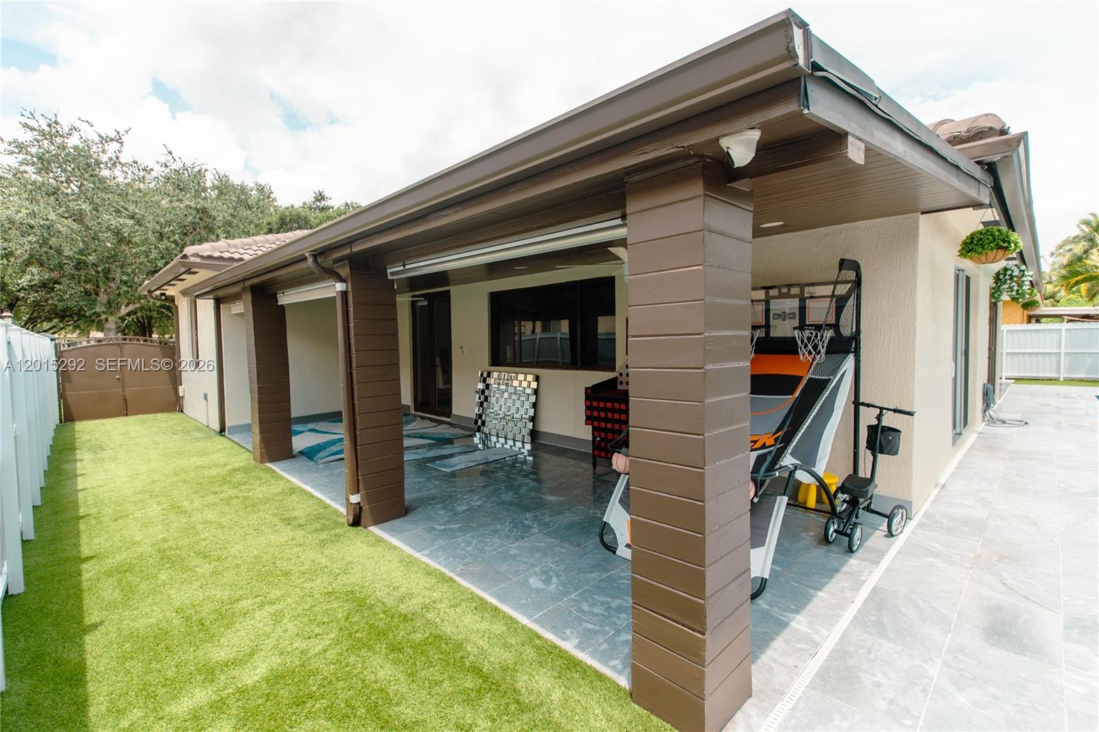 7814 NW 165th Street