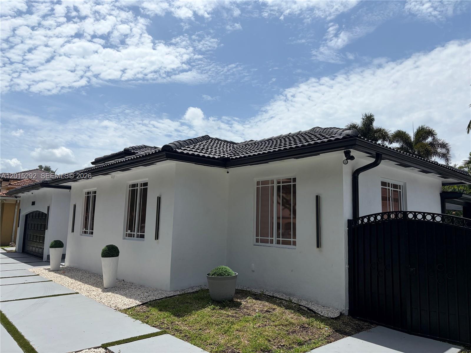 7814 NW 165th Street