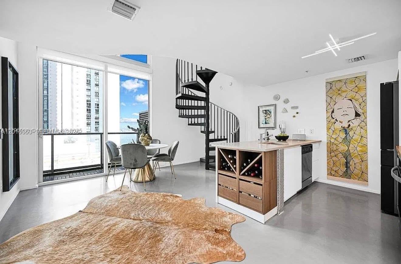 300 S Biscayne Boulevard