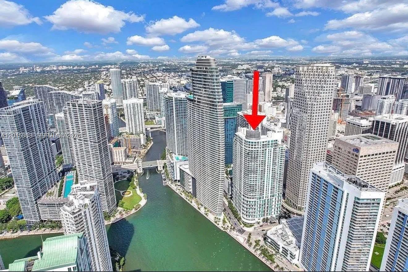 300 S Biscayne Boulevard