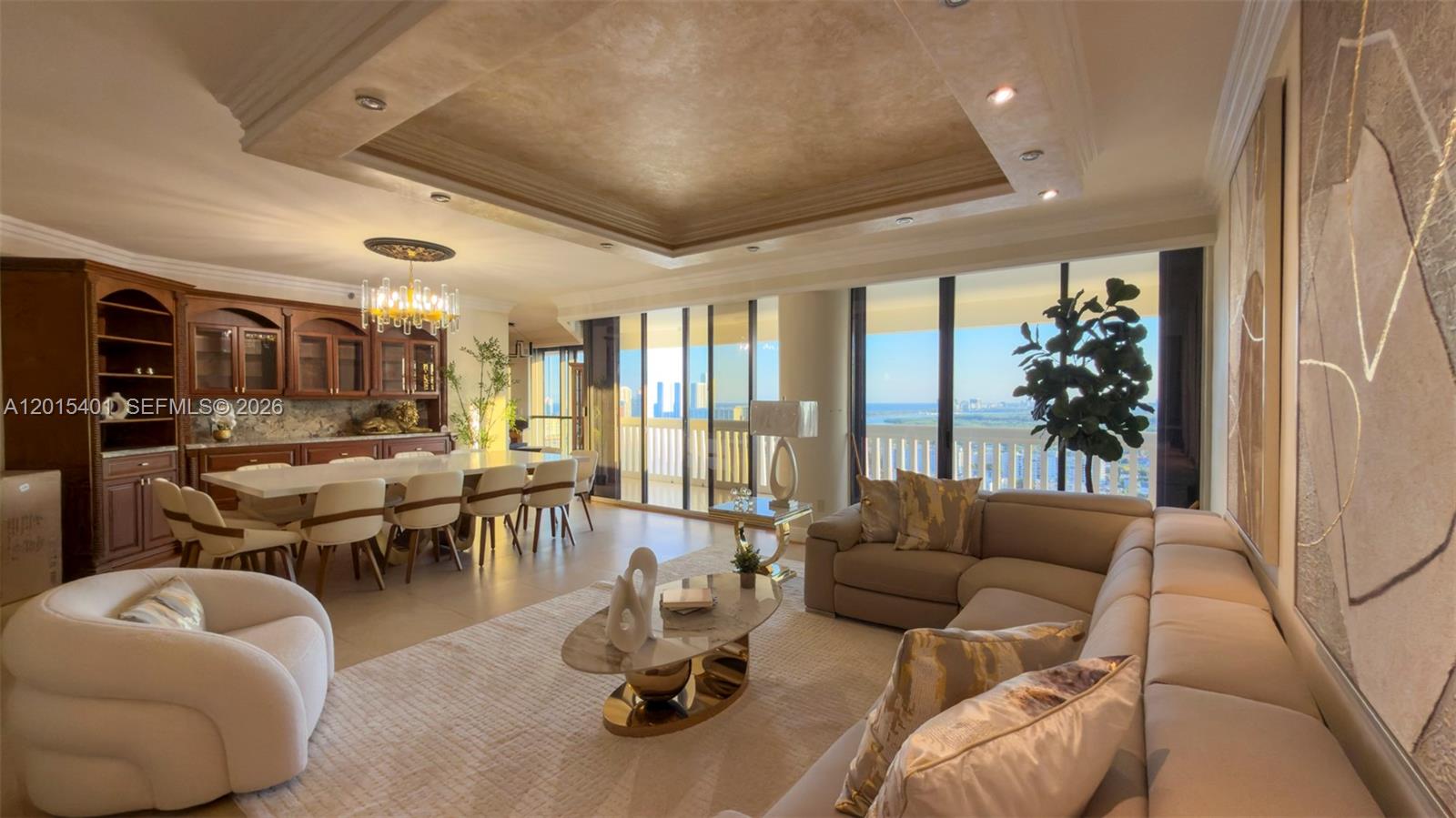 2000 Island Boulevard