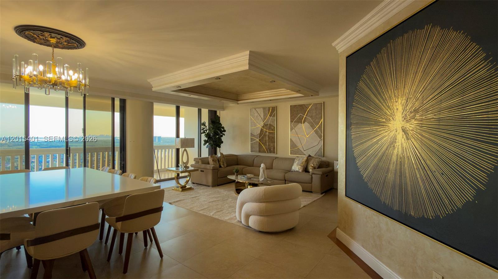 2000 Island Boulevard