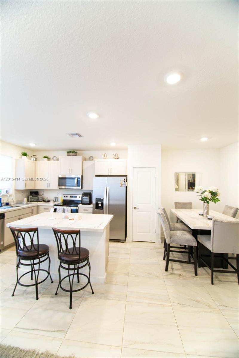2348 SE 12th Court