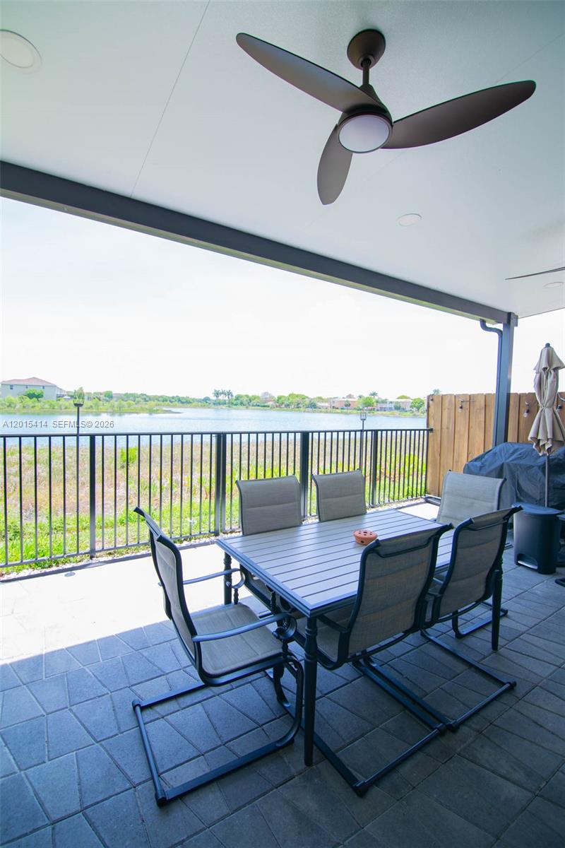 2348 SE 12th Court