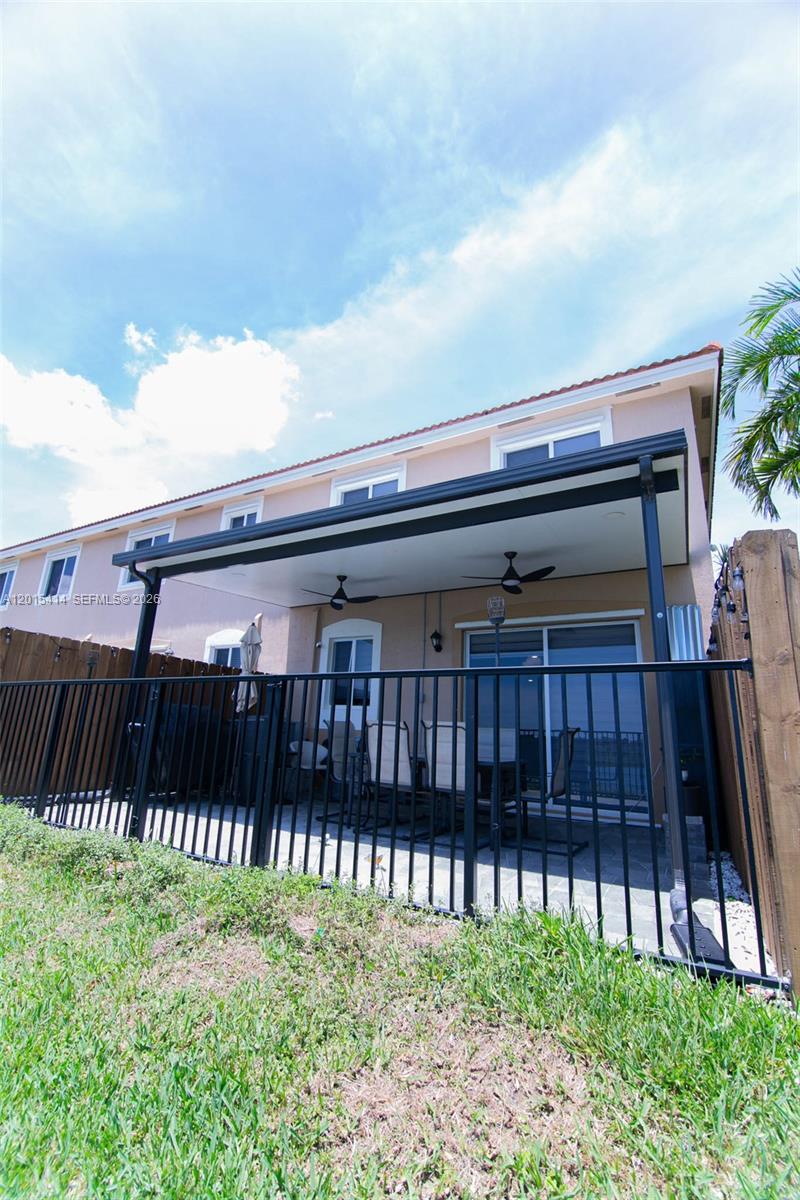 2348 SE 12th Court