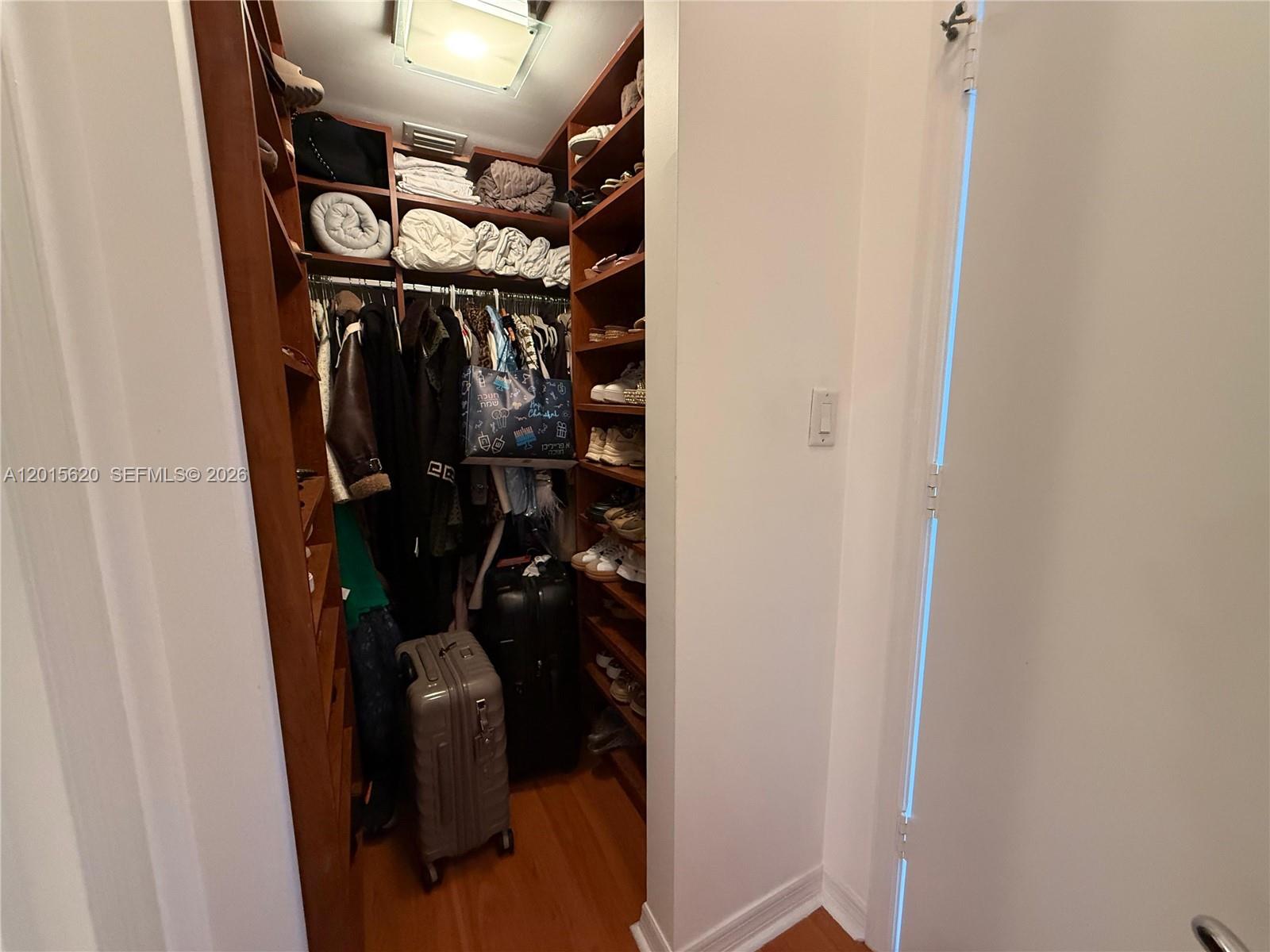 19900 E Country Club Drive