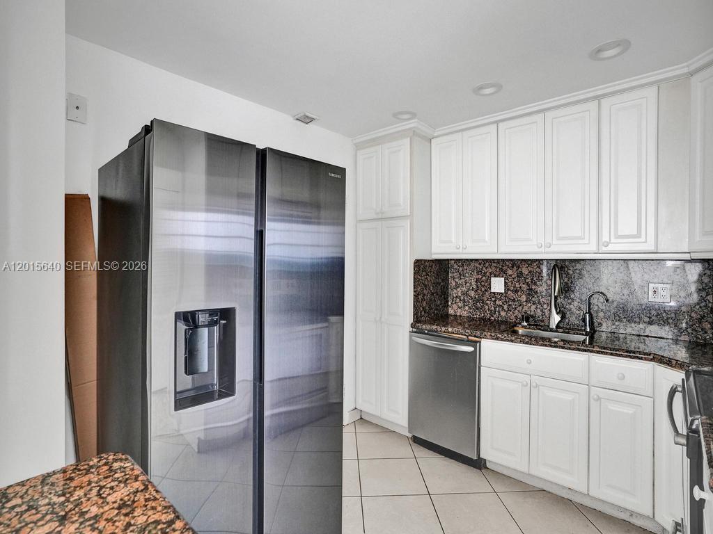 300 Bayview Drive