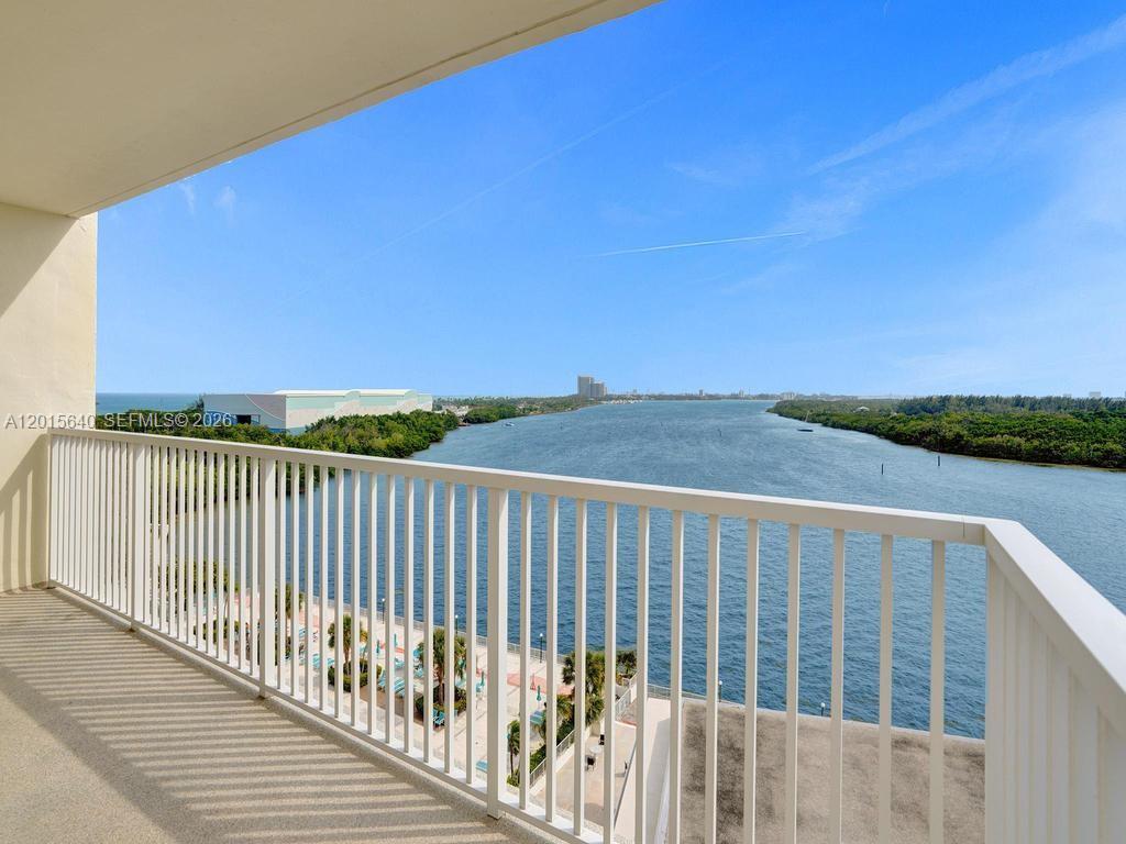 300 Bayview Drive