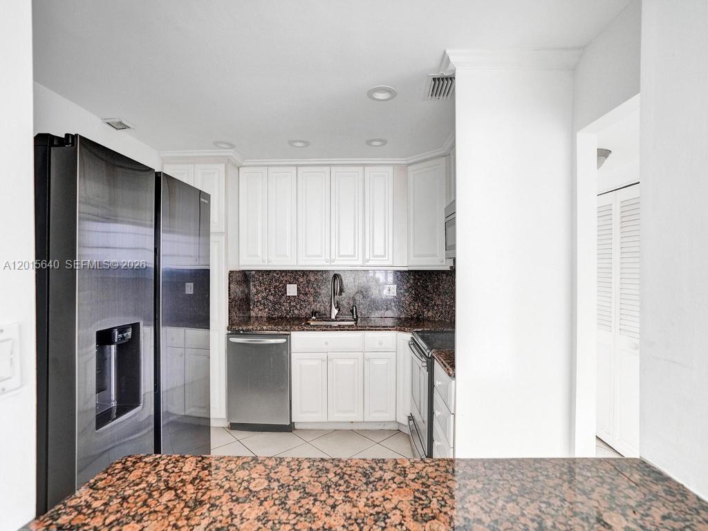 300 Bayview Drive