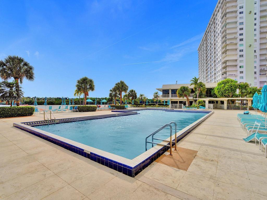300 Bayview Drive