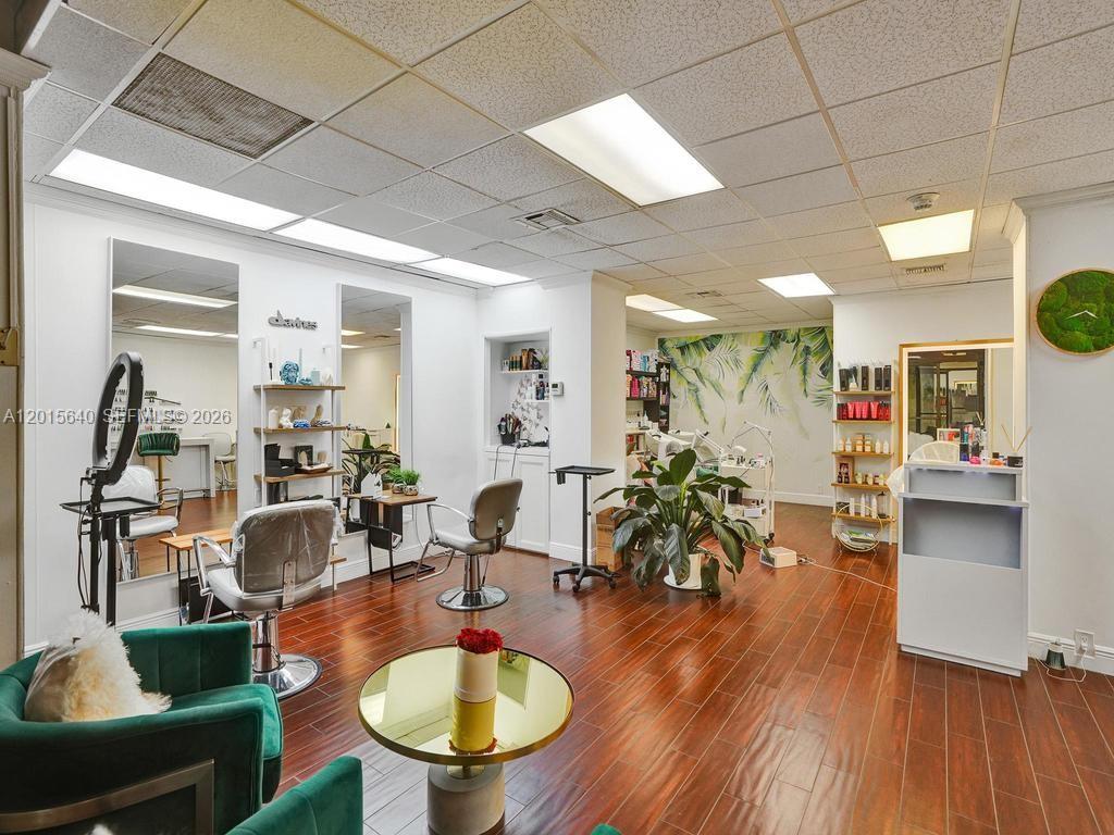 300 Bayview Drive