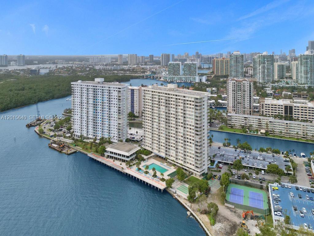 300 Bayview Drive