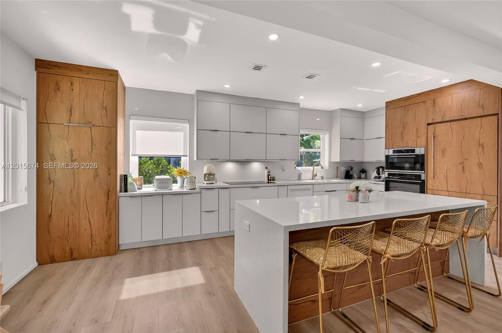 725 NE 81st Street