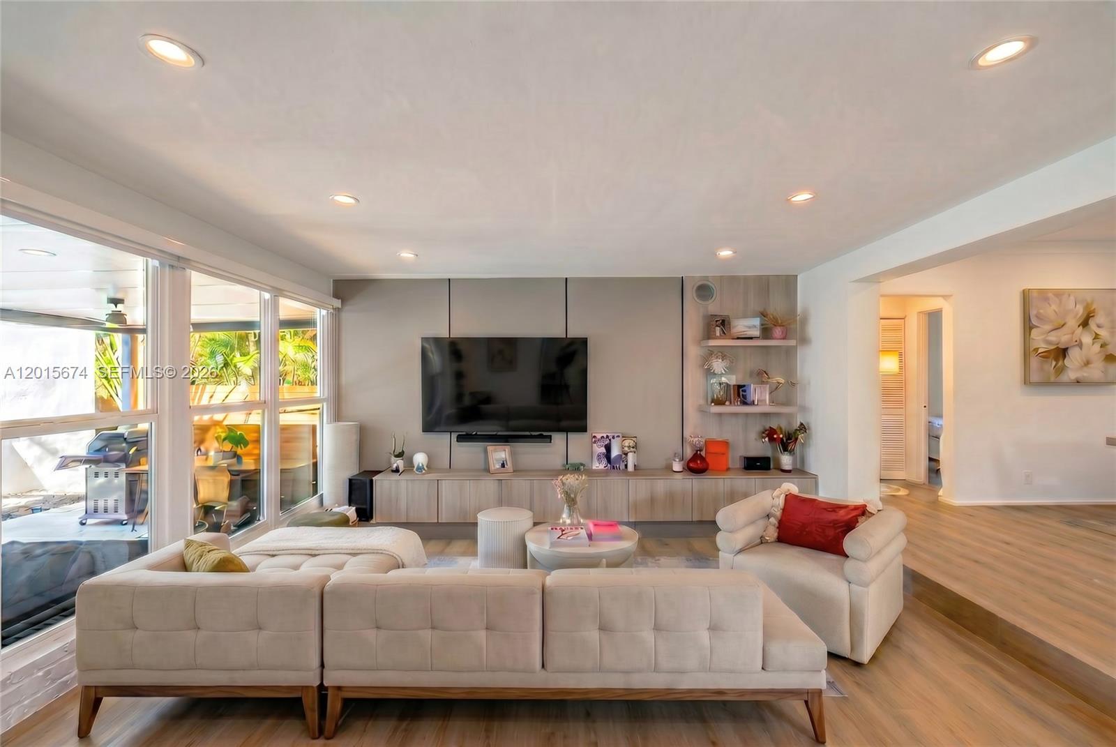 725 NE 81st Street