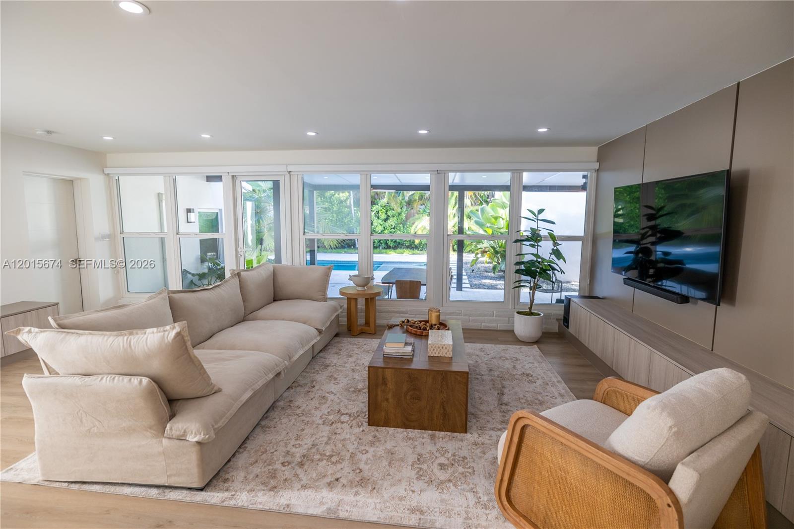 725 NE 81st Street