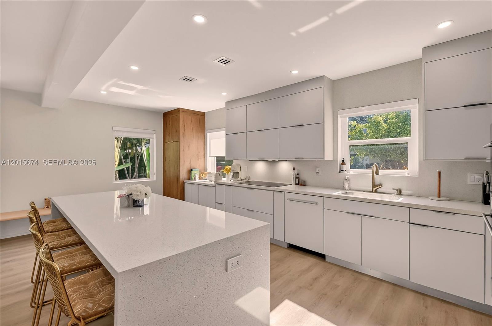 725 NE 81st Street