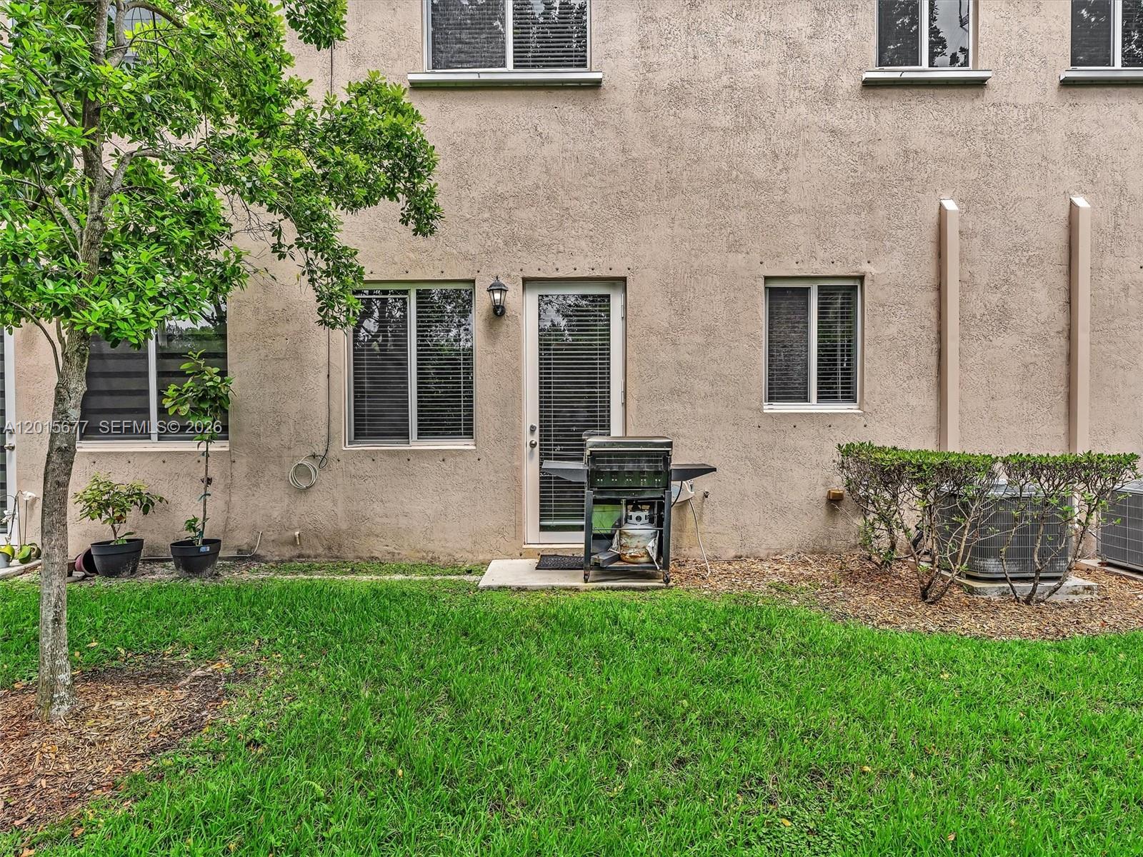 1410 NW 214th Terrace