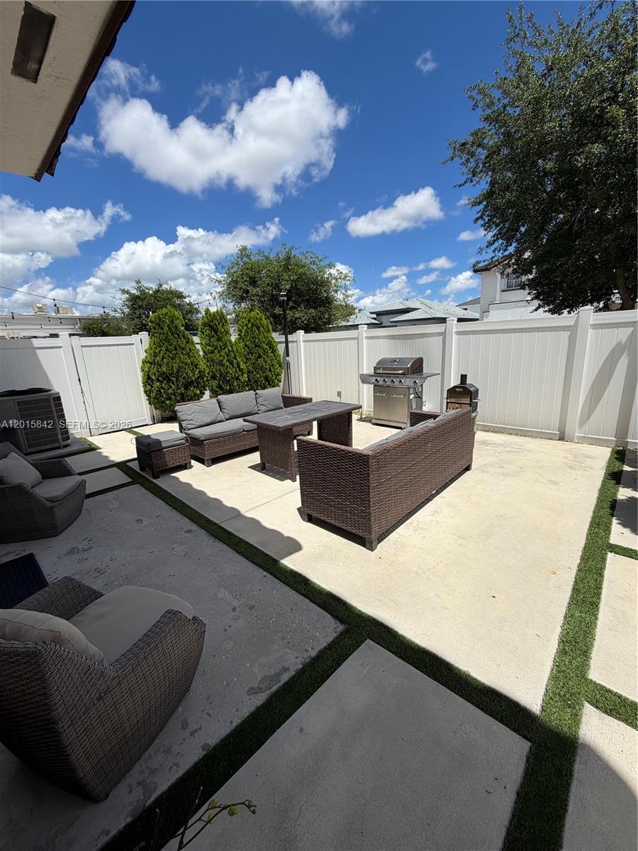 2824 SW 145th Court