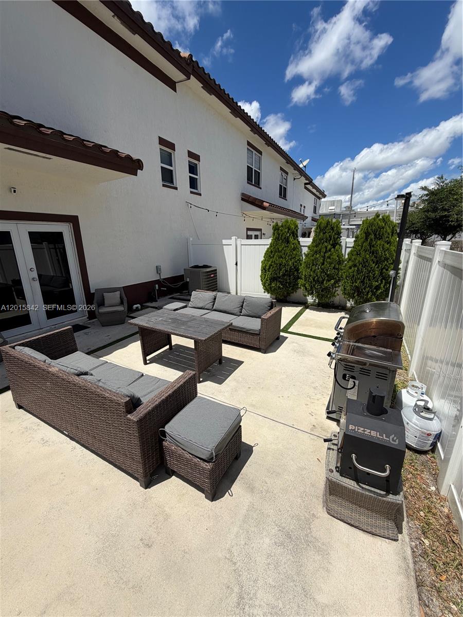 2824 SW 145th Court