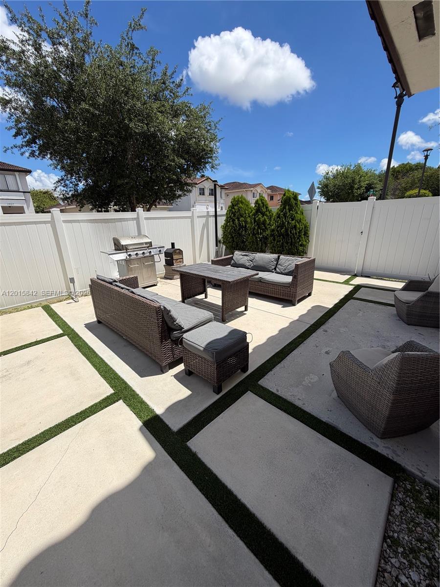 2824 SW 145th Court