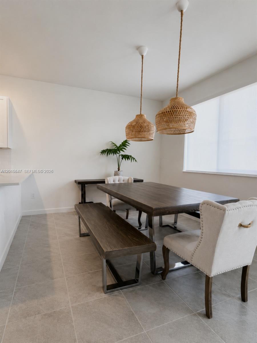 686 SE 13th Court