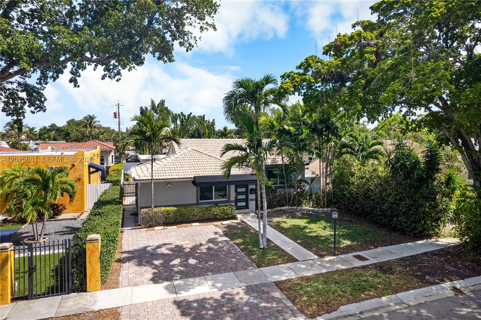 1835 SW 18th Street