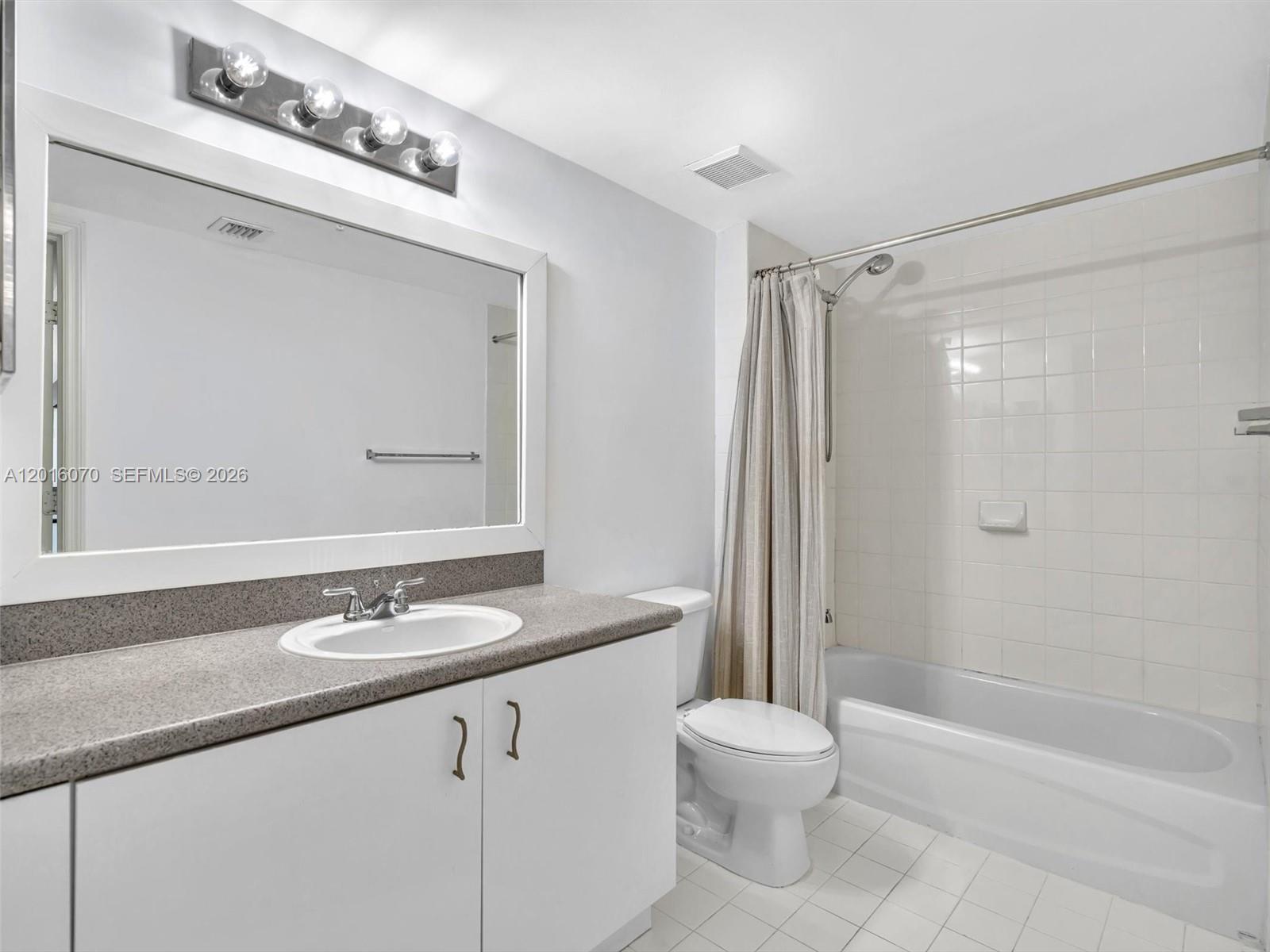 816 NW 11th Street